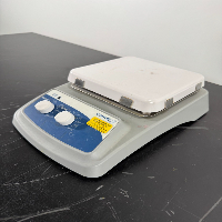 VWR Hotplate Stirrer image 1